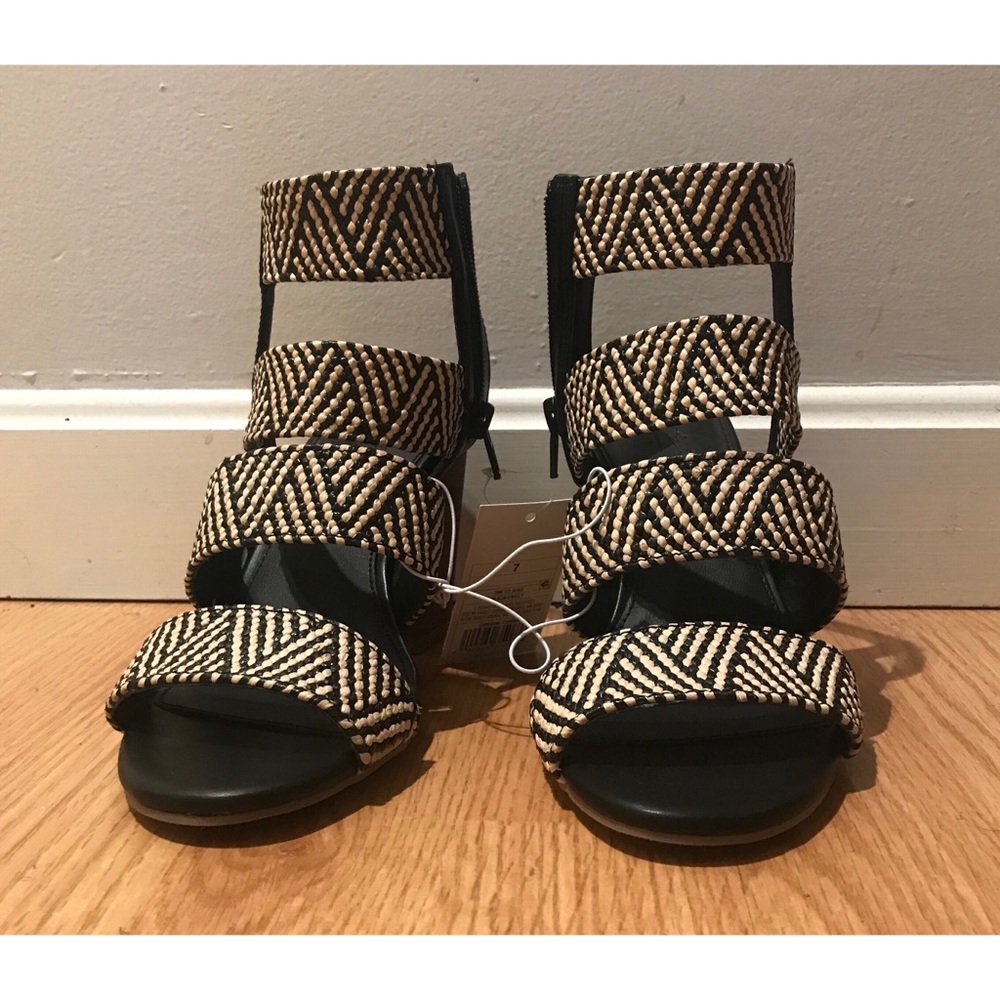 NWT Printed Block Heeled Sandals